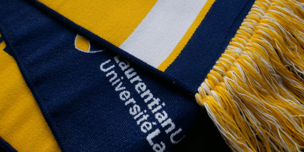 ɫƵ University's blue, yellow and white scarf